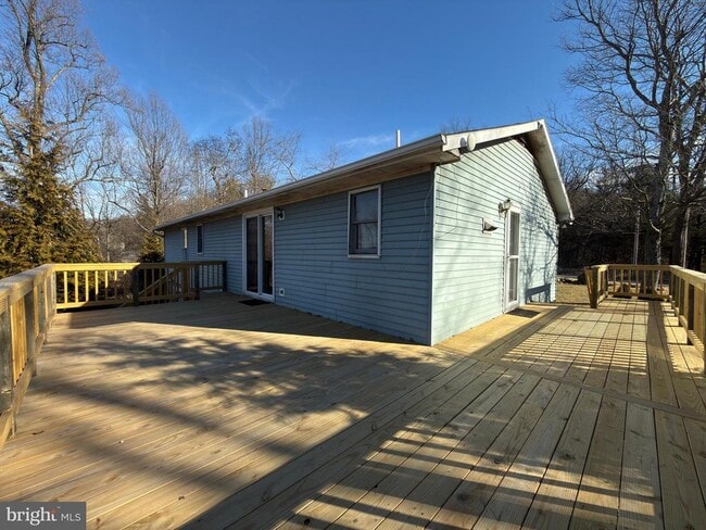 Building Photo - 18077 Raven Rocks Rd