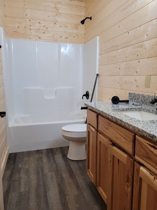 Building Photo - Beautiful Brand New 2bd Cabin in Trade, Tennessee