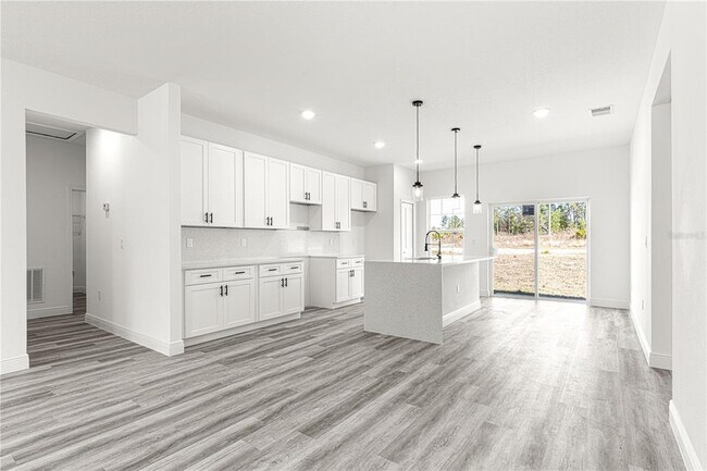 Building Photo - 15413 SW 65th Ter Rd