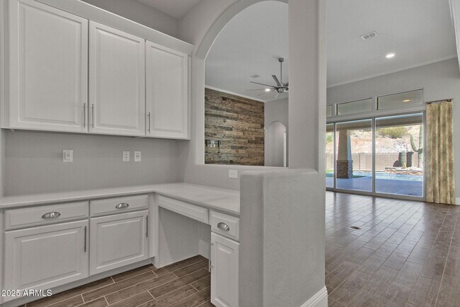 Building Photo - 26093 N 96th Ave