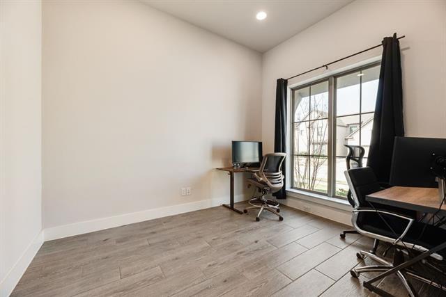 Building Photo - 3902 Braxton Dr