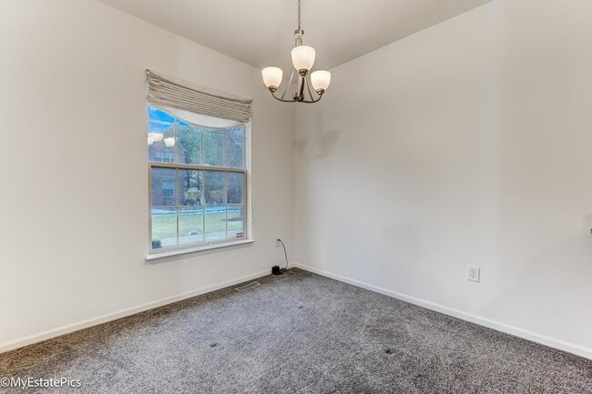 Building Photo - 41101 Maplewood Drive