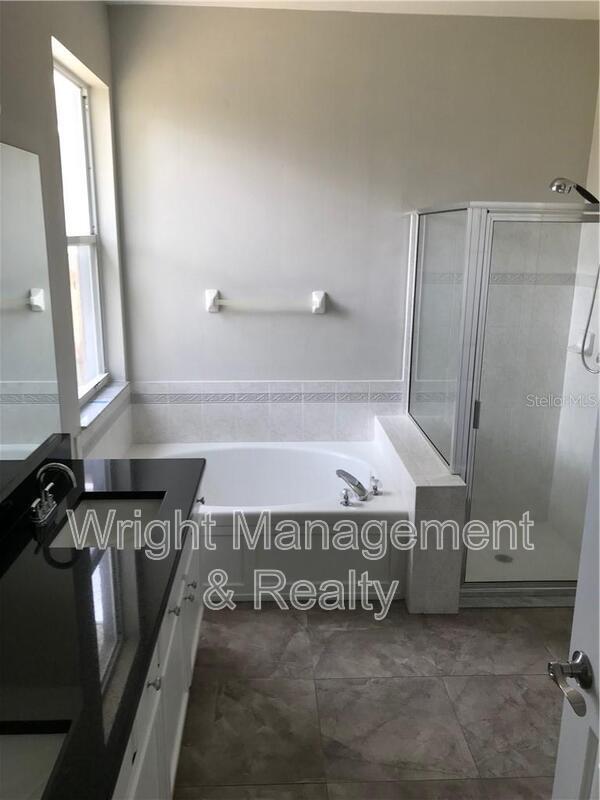 Building Photo - 1414 Loretto Cir
