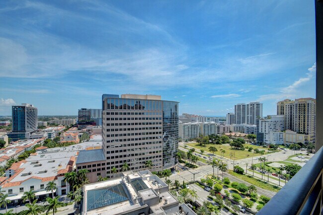 Building Photo - 550 Okeechobee Blvd