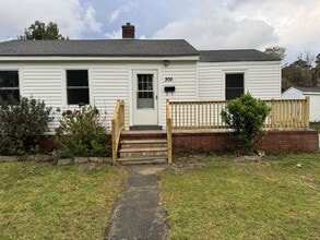 Building Photo - 305 Miller Blvd