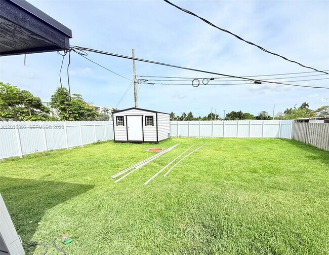 Building Photo - 26711 SW 145th Avenue Rd