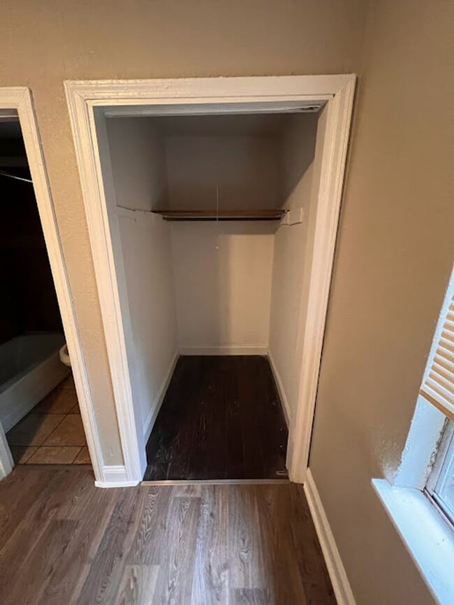 Building Photo - Home minutes away from the interstate and downtown Chattanooga