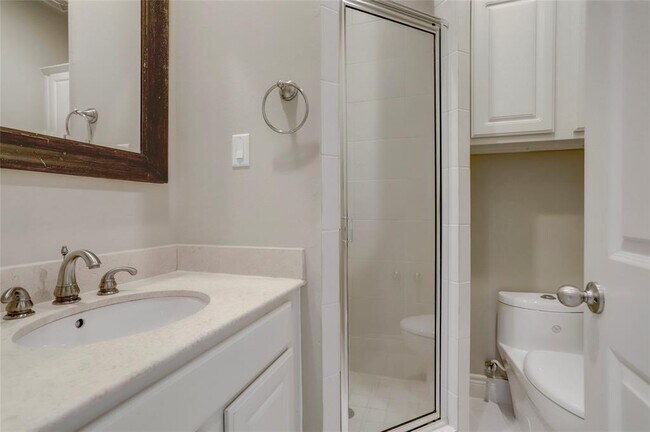 Building Photo - 9133 Creekstone Lake Dr