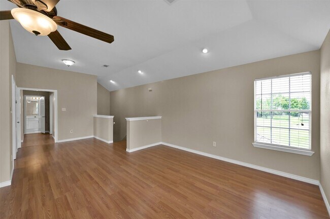 Building Photo - 1141 Lovett St