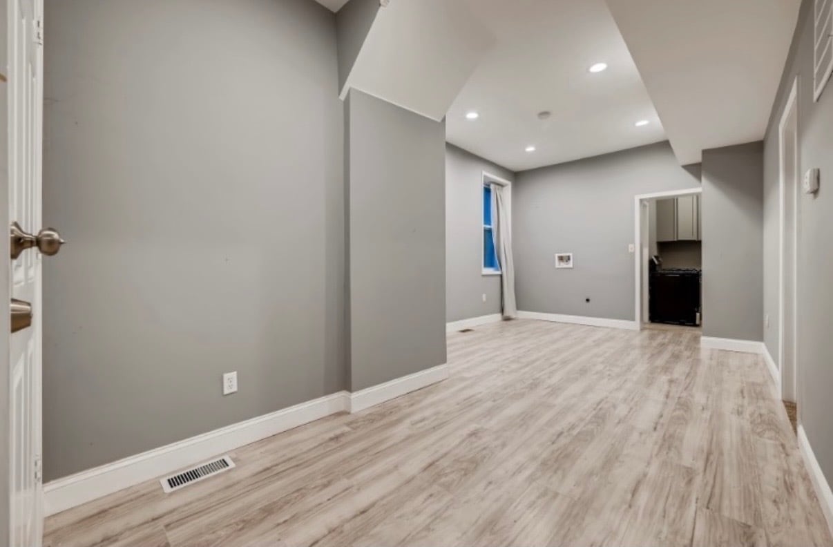 Building Photo - 2814 Montebello Ter