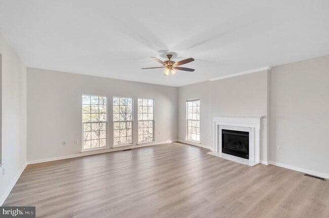 Building Photo - 215 Kemper Ct