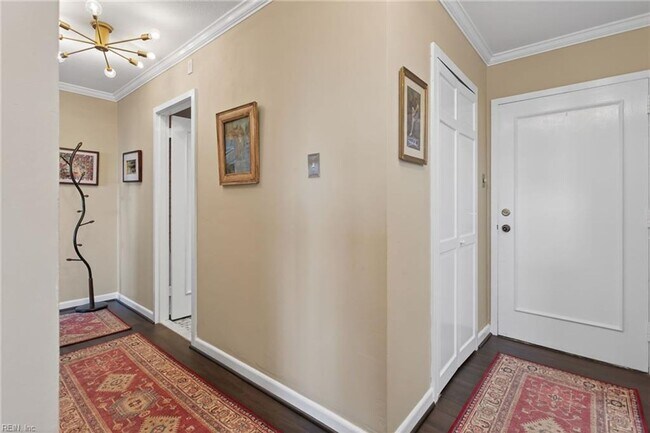 Building Photo - Algonquin Park