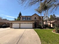Building Photo - Beautiful home for rent in Visalia!