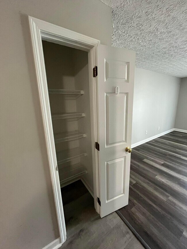 Building Photo - 5171 Mantua Dr