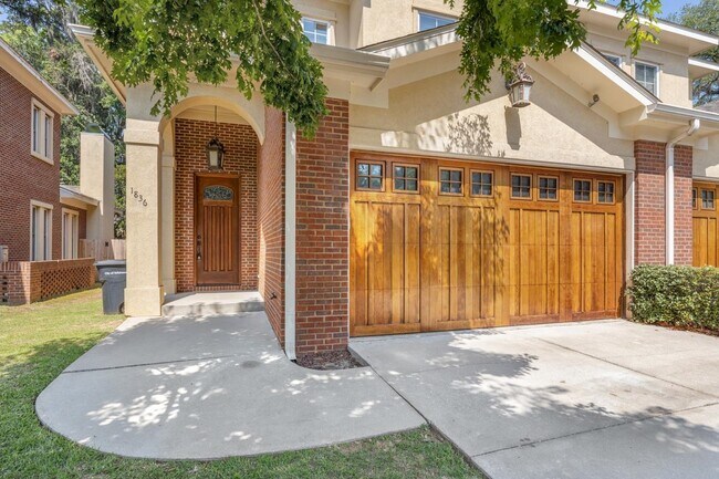 Building Photo - 1842 Ashley Hall Way