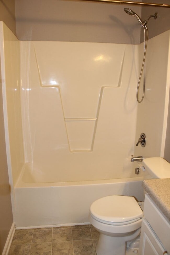 Building Photo - Modern Townhome in Havelock