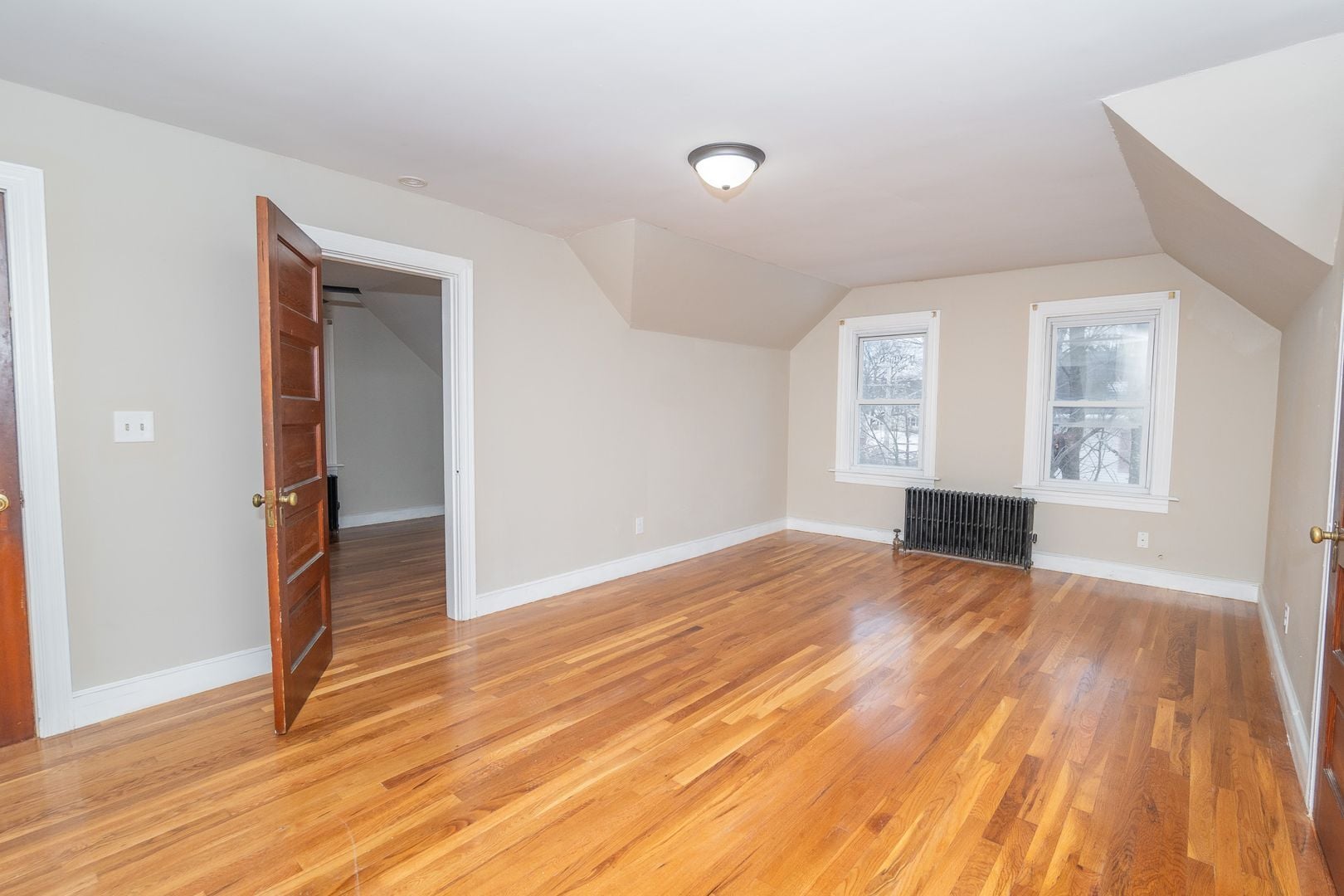 Building Photo - 848 Smith St