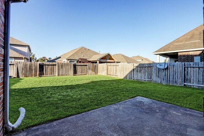 Building Photo - 25806 Westbourne Dr