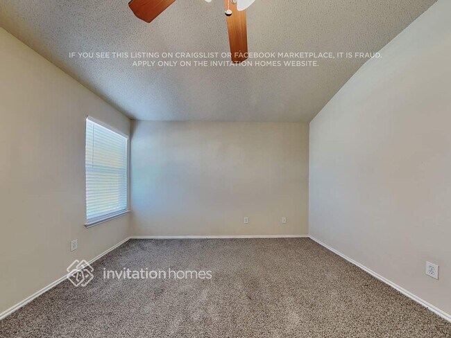 Building Photo - 2517 Buffalo Run