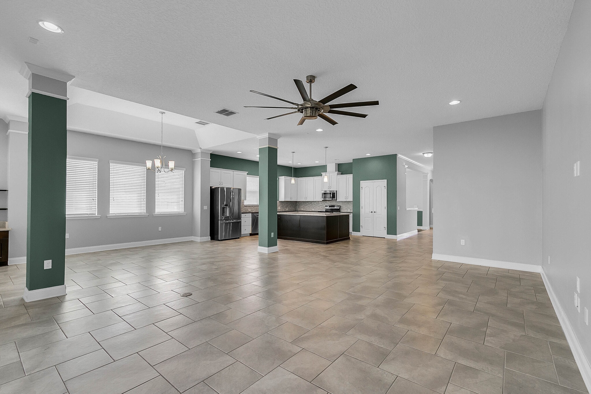 Building Photo - 16413 Good Hearth Blvd