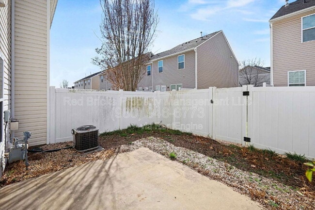 Building Photo - 7322 Copper Beech Trce