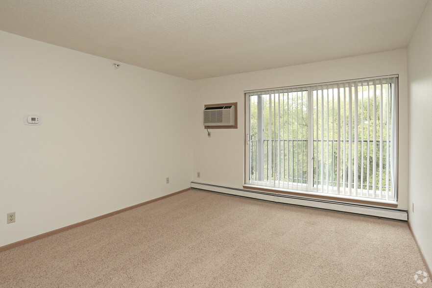 Interior Photo - Dove Tree Apartments