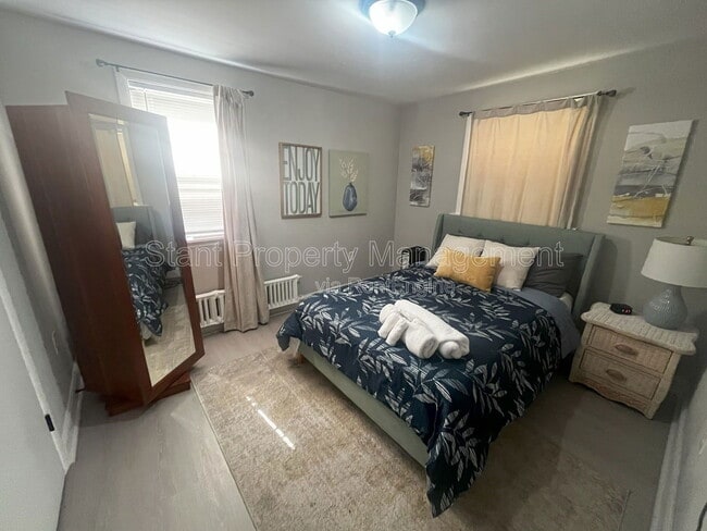 Building Photo - 61 S State St