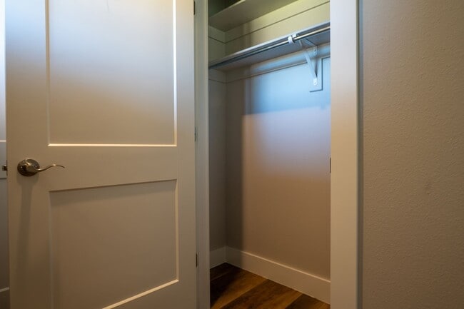 Building Photo - Spacious 3 bed 2 bath in Pea Ridge