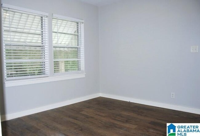 Building Photo - 3257 Allison-Bonnett Memorial Dr