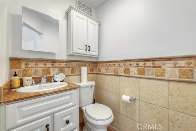 Building Photo - 11159 La Maida St