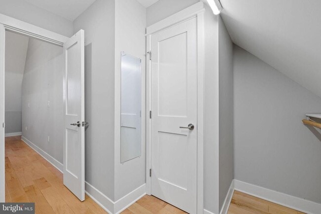 Building Photo - 3476 S Utah St