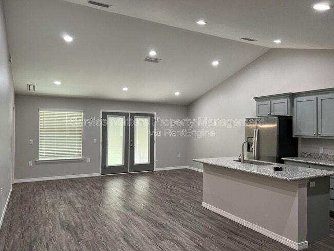 Building Photo - 6858 Stirrup Ln