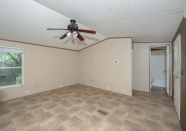 Building Photo - 2833 Bobville Rd