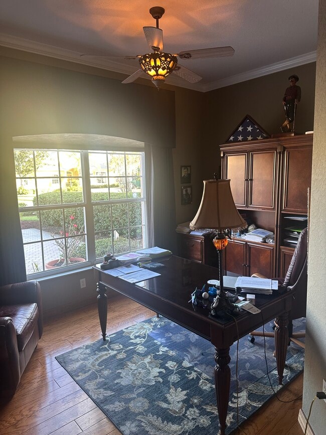 Building Photo - 566 Planters Manor Way