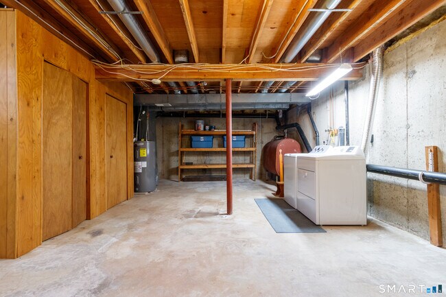 Building Photo - 115 Brandegee Ln