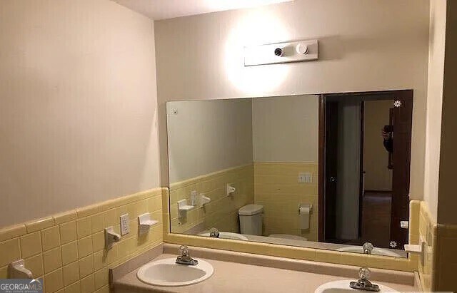 Building Photo - 1210 Riverhaven Ln