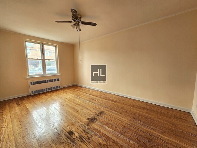 Building Photo - KINGS HIGHWAY