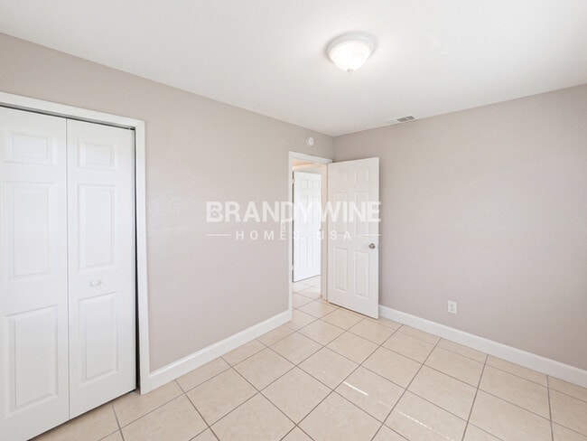 Building Photo - 7717 Downing Cir