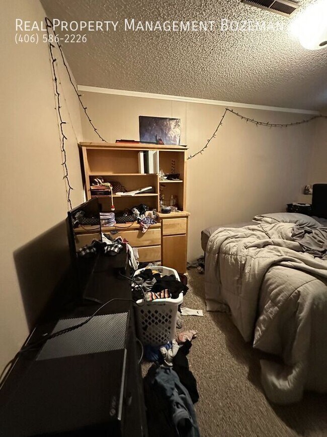 Building Photo - 1513 W Koch St