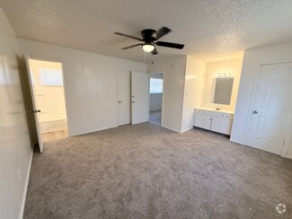 Building Photo - 1303 65th Dr