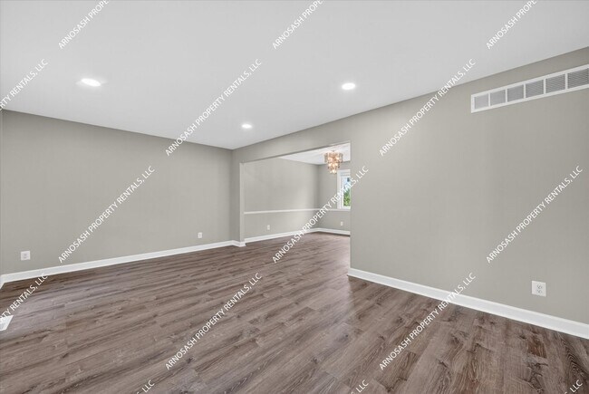Building Photo - Rare Rental Opportunity in Southfield — Fully Renovated 4-Bedroom Brick Colonial!