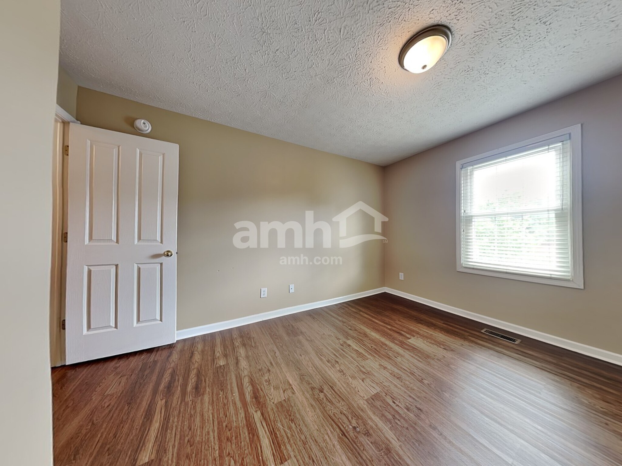 Building Photo - 3810 Brasseur Ln