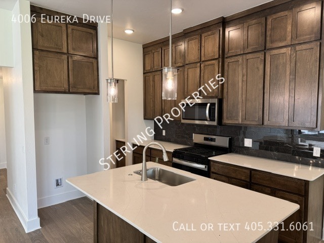 Building Photo - 4006 Eureka Dr