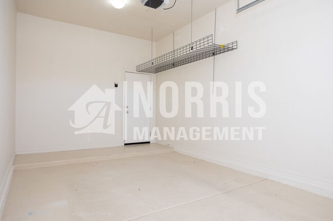 Building Photo - Beautiful Home in Villago Community