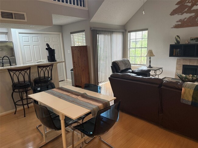 Building Photo - 2300 Old Spanish Trl