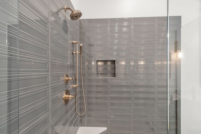 Building Photo - 59 Brookwood Terrace