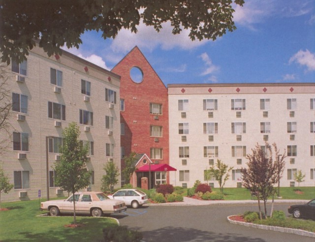 Primary Photo - Sycamore Crest 55+ Senior Apartments