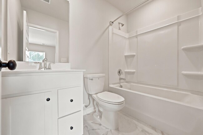 Building Photo - 334 Kindred Spirits Dr