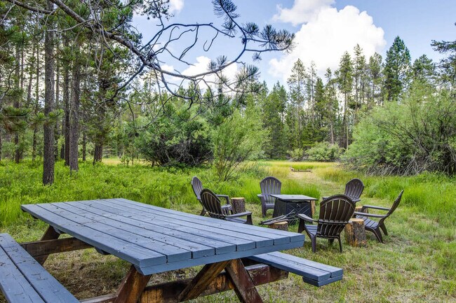 Building Photo - 17184 Island Loop Way