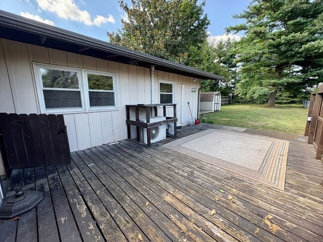 Building Photo - 2 Bedroom 1 Bathroom in Elizabethtown w/La...